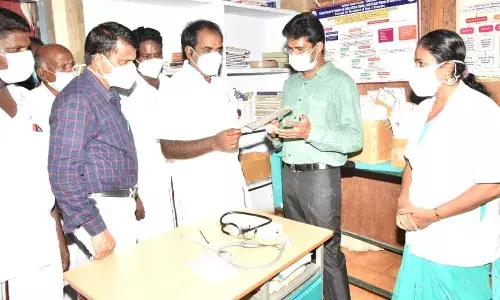 புதுக்கோட்டை பூவைமாநகர் ஆரம்ப சுகாதார நிலையத்தில் அமைச்சர் ஆய்வு