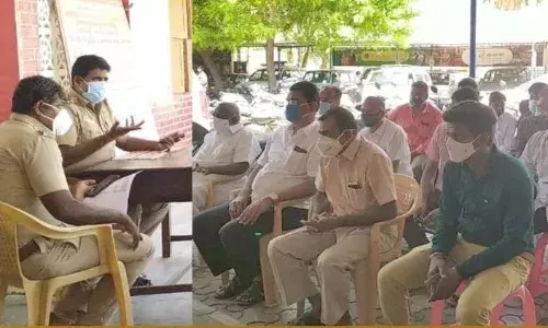 கலெக்டர் சொல்றதை கேளுங்க! கடன் நிறுவனங்களுக்கு போலீஸ் அட்வைஸ்...