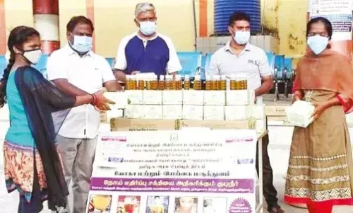 தூய்மைப்பணியாளர்களுக்கு கொரோனா எதிர்ப்பு மருந்து: அசத்தும் பல்லடம் நகராட்சி!
