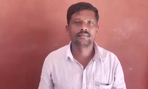 கத்தி முனையில் பைனான்சியரிடம் நகை, பணம் கொள்ளை: பெண் உள்பட 5 பேர் கைது