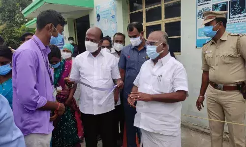 செஞ்சி மருத்துவமனையில் அமைச்சர் ஆய்வு