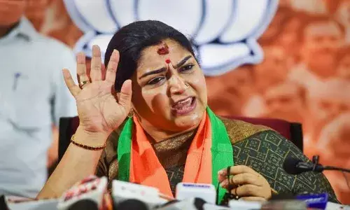 திமுகவுக்கு தேன் நிலவு காலம்; 3 மாதத்துக்கு விமர்சிக்க கூடாது- குஷ்பு