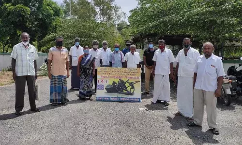 140 நாட்களுக்கு மேலாக சுரங்கத்தொழிலாளர்கள் போராட்டம்: எம்எல்ஏ நேரில் ஆலோசனை