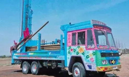 ரிக் வாகன கடனுக்கான தவணை செலுத்துவதை ஓராண்டிற்கு தள்ளி வைக்க வேண்டும்  -ரிக் உரிமையாளர்கள் சங்கம் கோரிக்கை
