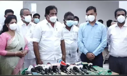 போலி வணிக உரிமம் பெற்ற நிறுவனங்களை ஆதரிக்க வேண்டாம்:  அமைச்சர் மூர்த்தி