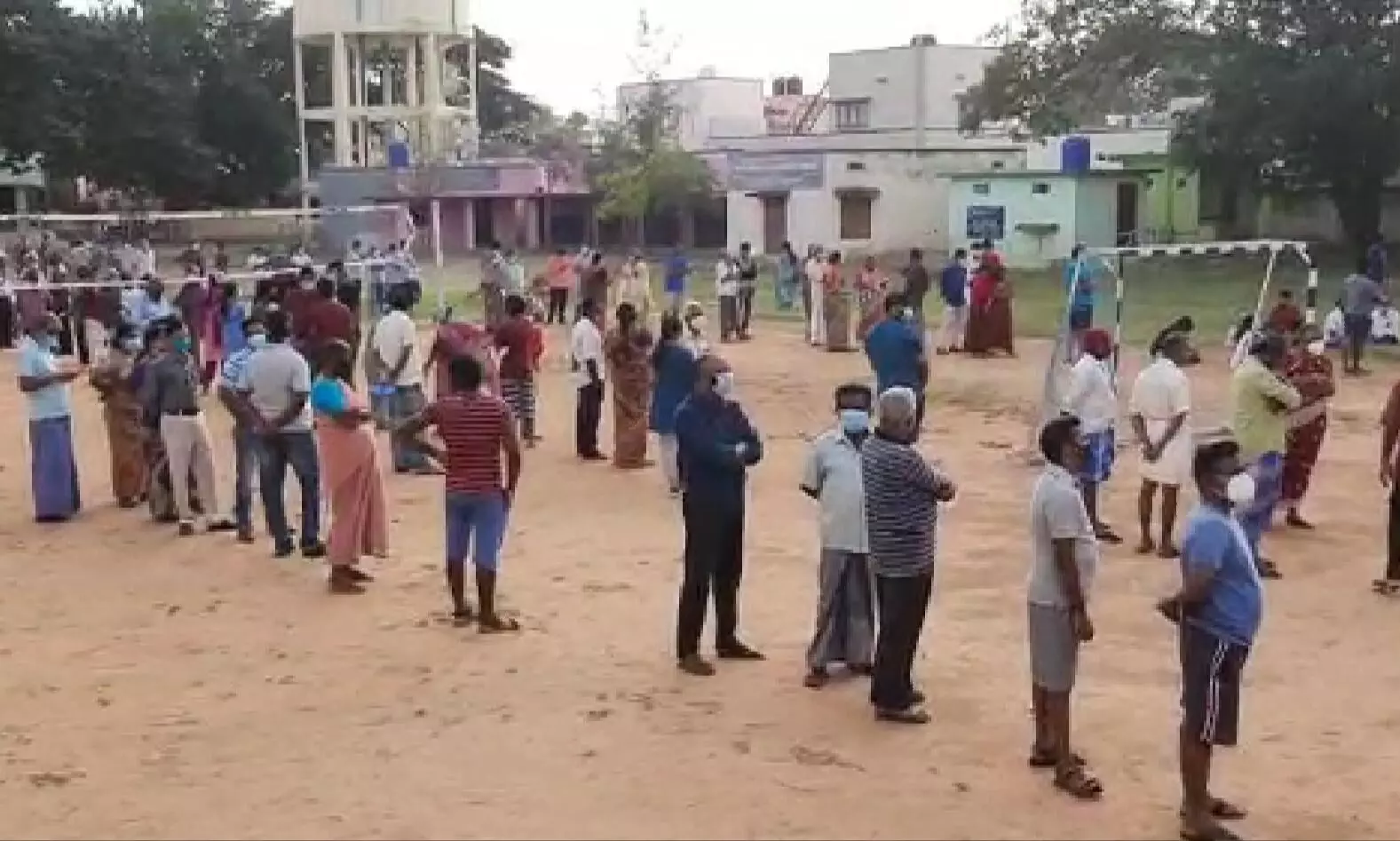 கோவை ஊரகப் பகுதிகளில் இன்று 5 மையங்களில் தடுப்பூசி முகாம் கோவை ஊரகப் பகுதிகளில் இன்று 5 மையங்களில் தடுப்பூசி முகாம்