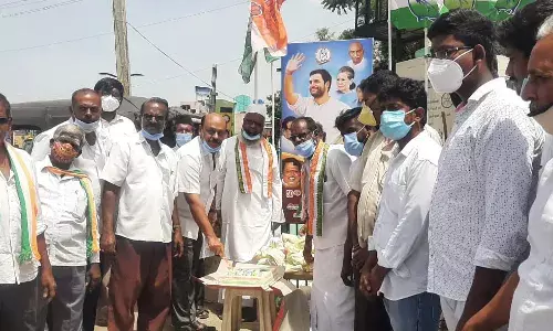 ஆற்காட்டில் ராகுல் காந்தி பிறந்த நாள் கொண்டாட்டம்