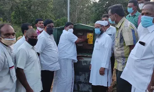 ஏலகிரி மலை அத்தனாவூர் பகுதியில் குடிநீர் பிரச்சினையை தீர்க்க நடவடிக்கை ஏலகிரி மலை அத்தனாவூர் பகுதியில் குடிநீர் பிரச்சினையை தீர்க்க நடவடிக்கை