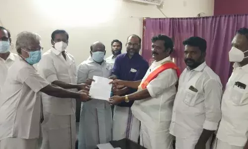 கும்பகோணத்தை தலைமையிடமாகக் கொண்டு புதிய  மாவட்டம் : போராட்டக்குழு அரசு தலைமை கொறடாவிடம் மனு