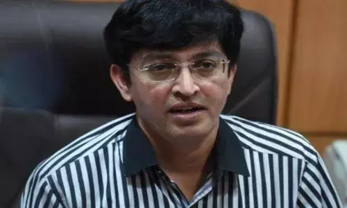கொரோனா மூன்றாவது அலை, குழந்தைகளை மட்டும் பாதிக்கும் என்பது தவறான தகவல்: சுகாதாரத்துறை செயலர் விளக்கம்