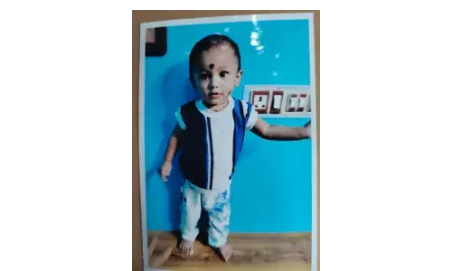 ஆம்பூர் அருகே தண்ணீர் தொட்டியில் தவறி விழுந்து  ஆண் குழந்தை உயிரிழப்பு