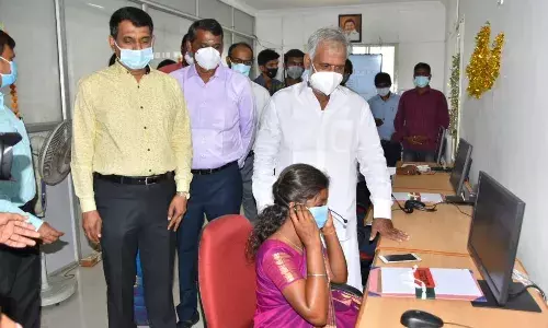 பொதுமக்கள் குறை கேட்பு சிறப்பு மையம், அமைச்சர் சேகர்பாபு தொடங்கி வைத்தார்