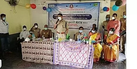 போளூரில் குழந்தைகள் பாலியல் வன்கொடுமை குறித்து விழிப்புணர்வு போளூரில் குழந்தைகள் பாலியல் வன்கொடுமை குறித்து விழிப்புணர்வு