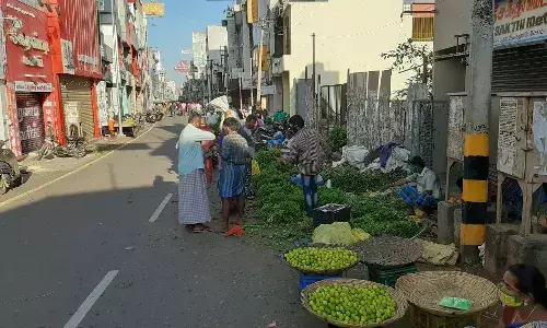 சேலத்தில் காய்கறி மற்றும் பழங்களின் இன்றைய விலை