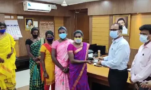 குடியிருப்பு வசதி  கேட்டு  திருநங்கைகள் கோரிக்கை