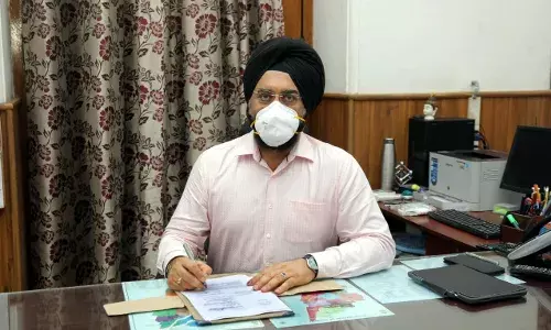 சாலை தரம் குறித்து அறிக்கை சமர்பிக்க சென்னை மாநகராட்சி ஆணையர் ககன்தீப்சிங் பேடி உத்தரவு