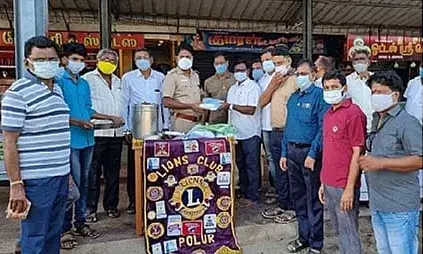 போளூர் லயன்ஸ் சங்கம் சார்பில் பொதுமக்களுக்கு கபசுர குடிநீர்