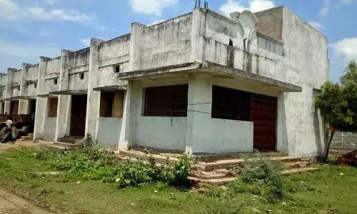 செஞ்சியில் திமுக ஆட்சியில் கட்டப்பட்ட  சமுதாய கூடம் திறக்கப்படுமா?