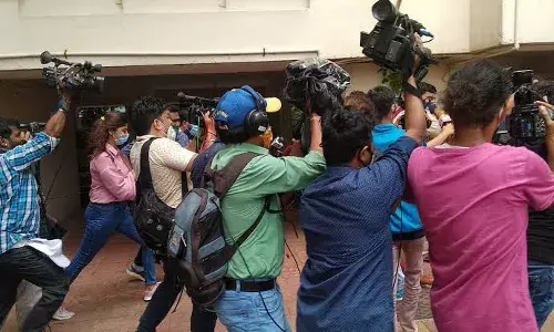 செய்தியாளர்கள், ஊடகவியலாளர்களுக்கு சிறப்பு தடுப்பூசி முகாம் : தமிழக அரசு அறிவிப்பு