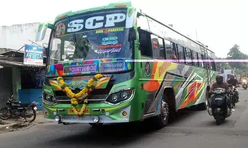 100% பயணிகள் அனுமதித்தால் ஈரோட்டில் தனியார் பஸ்களை இயக்க தயார்