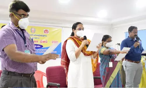 காஞ்சிபுரத்தில் உலக மக்கள் தொகை தினத்தையொட்டி விழிப்புணர்வு ரதம், மாவட்ட ஆட்சியர் ஆர்த்தி துவக்கி வைத்தார்.