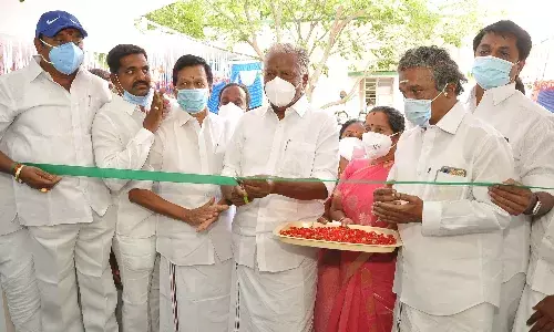 கொங்கு நாடு என்ற பிரிவினை விதையை விதைக்க வேண்டாம்: கே.பி.முனுசாமி