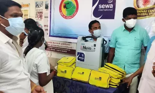 குமாரபாளையம் ஆரம்ப சுகாதார நிலையத்திற்கு ஆக்சிஜன் செறிவூட்டி வழங்கல்