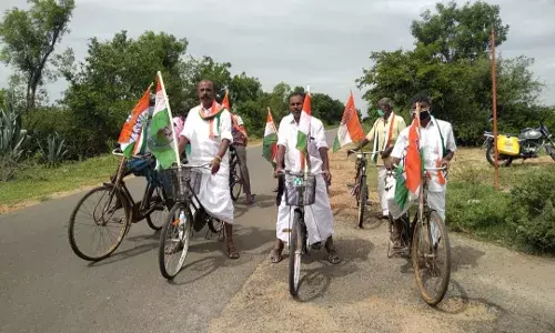 காரிமங்கலத்தில் பெட்ரோல்,டீசல் விலை உயர்வை கண்டித்து காங்கிரஸ் சைக்கிள் பேரணி