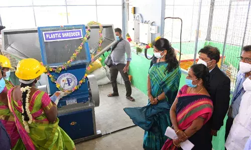 மக்கும் குப்பையில் இருந்து உரம் தயாரிக்கும் இயந்திரம் : கனிமொழி எம்பி திறந்து வைத்தார்