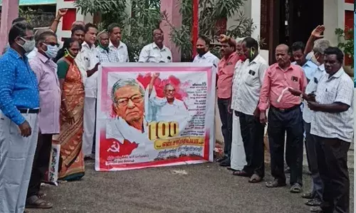 விழுப்புரத்தில் கம்யூனிஸ்ட் தலைவர் சங்கரய்யா பிறந்தநாள் கொண்டாட்டம்
