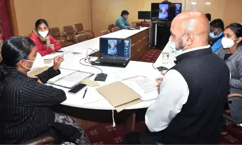 உதகையில் காணொலி வாயிலாக நடந்த விவசாயிகள் குறை தீர்க்கும் கூட்டம்