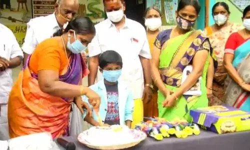 கொண்டப்பநாயக்கன்பட்டி அரசு பள்ளி 600   மாணவர்களை சேர்த்து சாதனை
