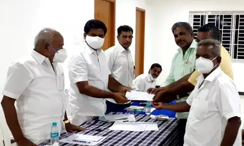 லாரி உரிமையாளர்கள் கோரிக்கைகள்: முதல்வரை நேரில் சந்தித்து பேச நடவடிக்கை  - எம்எல்ஏ ஈஸ்வரன் தகவல்