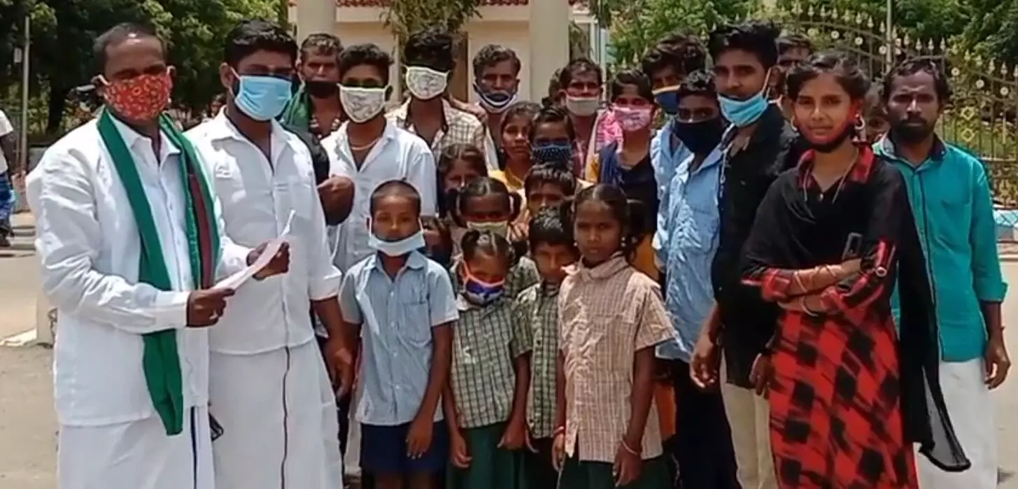 ஜாதி சான்றிதழ் வழங்ககோரி மலைக்குறவர்கள் மாவட்ட ஆட்சியரிடம் மனு ஜாதி சான்றிதழ் வழங்ககோரி மலைக்குறவர்கள் மாவட்ட ஆட்சியரிடம் மனு