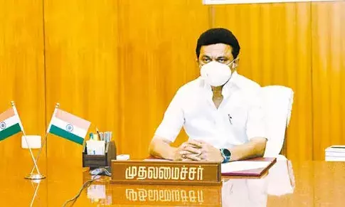 பத்திரிகையாளர்கள் மீதான அவதூறு வழக்குகளைத் திரும்பப் பெற்றது தமிழக அரசு