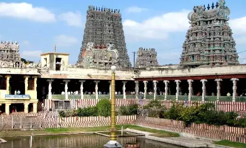 இந்து சமய அறநிலைத்துறையின் கீழ் உள்ள  தமிழக திருக்கோவில்களில் 355 காலியிடங்கள்