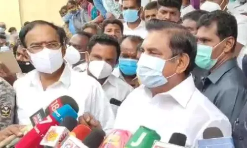 சசிகலா  எத்தனை பொய் சொன்னாலும் அதிமுகவை வீழ்த்த முடியாது:  எடப்பாடி