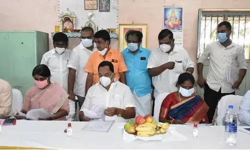 தருமபுரியில் ஆயிரம் ஏக்கரில்  மெகா கைத்தறி பூங்கா அமைக்கப்படும்: அமைச்சர் காந்தி