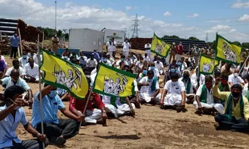 பாலக்கோடு:  கெயில் எரிவாயு குழாய் பதிக்க விவசாயிகள் எதிர்ப்பு