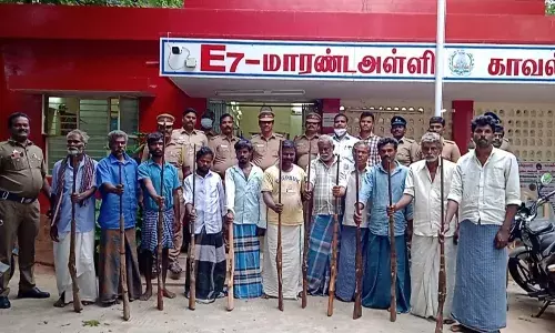பாலக்கோடு அருகே நாட்டு துப்பாக்கி தயாரித்தவர் உட்பட 11 பேர் கைது