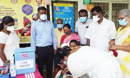 ஏமப்பேர் அரசு உயர்நிலைப் பள்ளியில்  நிமோனியா நோய் தடுப்பூசி முகாம் துவக்கம்
