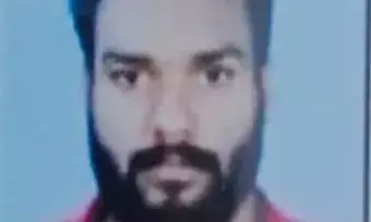 இளம் பெண்ணின் ஆபாச படத்தை சமூக வலைதளங்களில் வெளியிட்ட  இளைஞர் கைது.