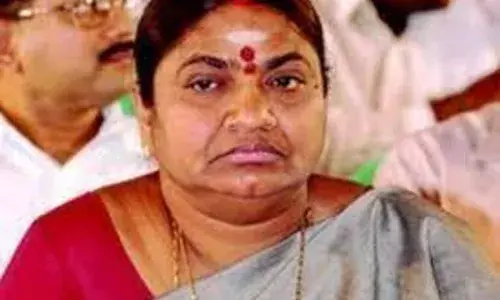 அதிமுக மகளிர் அணி செயலாளராக வளர்மதி நியமனம்: ஓபிஎஸ், இபிஎஸ் அறிவிப்பு