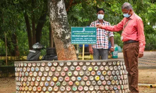 பிளாஸ்டிக் பாட்டில்களை கொண்டு அழகு திண்ணை : மக்களை கவரும் மாநகராட்சியின் புது முயற்சி