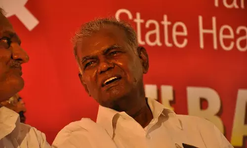 கம்யூனிஸ்ட் தலைவர் நல்லகண்ணுவிற்கு  தகைசால் தமிழர் விருது