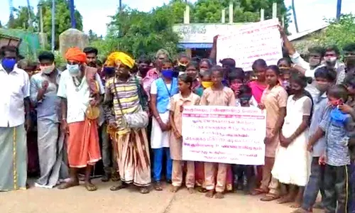 ஜாதி சான்றிதழ், மின்சாரம் வழங்க கோரி பூம்பூம் மாட்டுக்காரர்கள் மனு
