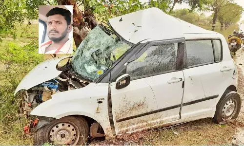 கீரனூர் அருகே  சாலை விபத்து: புதுமாப்பிள்ளை பரிதாப பலி