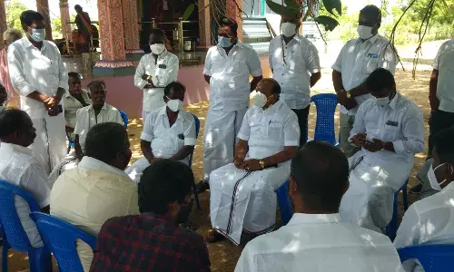 செங்கல்பட்டில் அதிமுக சார்பில் உள்ளாட்சித் தேர்தல் ஆலோசனைக் கூட்டம்