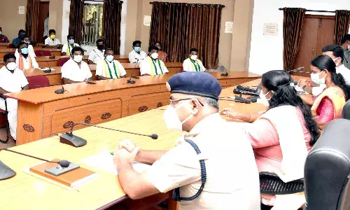 கொல்லிமலையில் ஓரி விழா ரத்து: சிலைக்கு மாலை அணிவிக்க மட்டும் அனுமதி