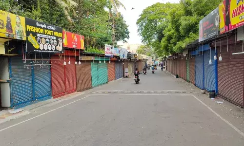 கோவையில் புதிய கட்டுப்பாடுகள் அமல்; மாலை 5 மணிக்கே கடைகள் அடைப்பு